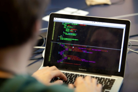 Nauka programowania w internecie – porady dla samouków