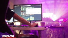 Nowe oblicze DOTA2 - PD2L i Genesis łączą siły LIFESTYLE, IT i technologie - Pomimo że DOTA2 na świecie osiągnęła spory sukces, w Polsce turniejowa scena zorganizowana wokół tego tytułu przez długi okres nie prezentowała się najlepiej. Zmienić ten stan rzeczy stara się organizacja PD2L i ich nowo pozyskany sponsor, producent sprzętu gamingowego Genesis.