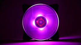 Cooler Master podpowiada, jak wybrać właściwy wentylator LIFESTYLE, IT i technologie - Wydawałoby się, że zakup wentylatora do chłodzenia to jeden z najmniejszych problemów, z jakimi musi borykać się gracz. Nic bardziej mylnego.