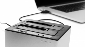 Freecom wprowadza serię wysokiej jakości stacji dokujących do dysków twardych LIFESTYLE, IT i technologie - Freecom wprowadza na rynek serię mDock – wysokiej jakości stacje dokujące zapewniające łatwy dostęp do dysków twardych o przekątnej 2,5 cala i 3,5 cala.