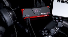 AVerMedia: obowiązkowy zestaw dla youtubera i streamera LIFESTYLE, IT i technologie - Jeśli ktoś na poważnie myśli o regularnym nagrywaniu materiałów na portale YouTube czy Twitch, powinien zainwestować w dobrej jakości sprzęt. Nie chodzi oczywiście o przygotowanie profesjonalnego studia, jednak jest kilka urządzeń, bez których twórca internetowy się nie obędzie.