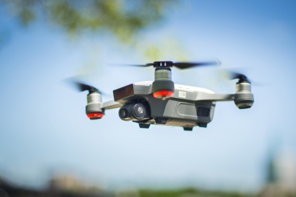 Poznaj DJI Spark – najmniejszy i najinteligentniejszy dron w dystrybucji firmy H