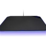Cooler Master: dwustronna podkładka z podświetleniem RGB