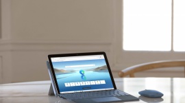Kto używa Surface Go 2? LIFESTYLE, IT i technologie - Między 1 lipca 2019 r. a 30 czerwca 2020 r., na terenie CEE (Europa Środkowo-Wschodnia) wśród najchętniej kupowanych przez użytkowników sprzętów z portfolio Microsoft Surface znalazły się Surface Go 2, Surface Pro 7 oraz Surface Laptop 3.