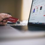 SwipBox_Mat.-prasowy-22 Dynamika rozwoju sektora e-commerce Rola ekologii w łańcuchu dostaw
